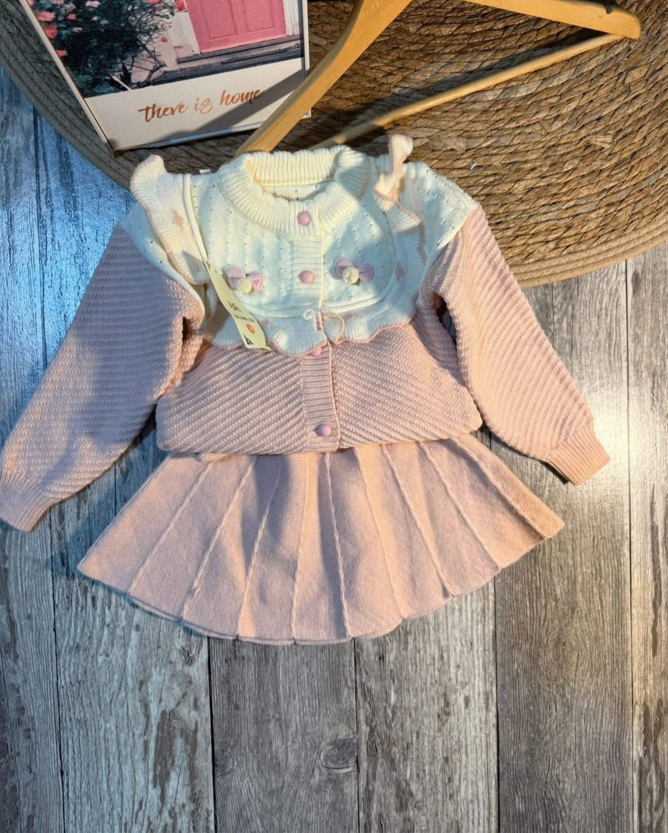 طقم الياسمينه