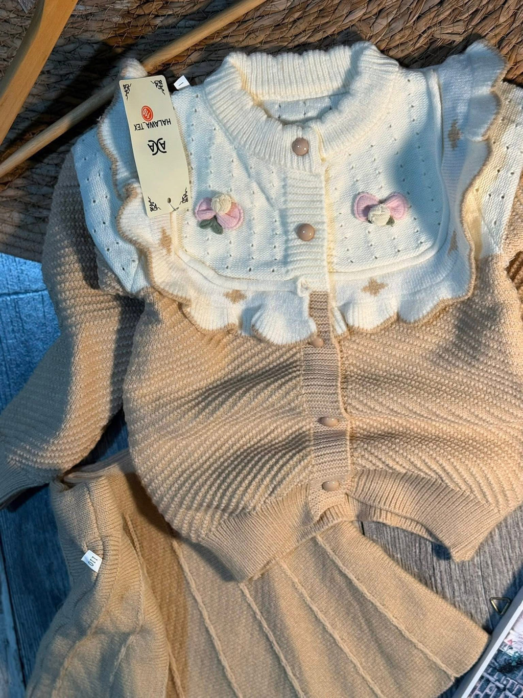 طقم الياسمينه