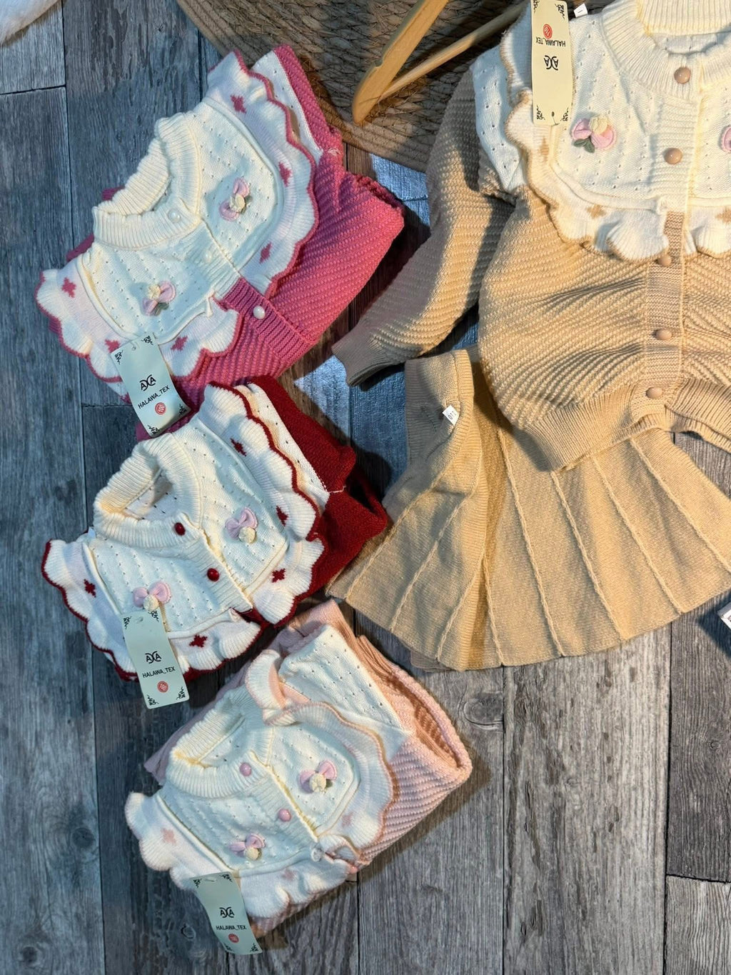 طقم الياسمينه